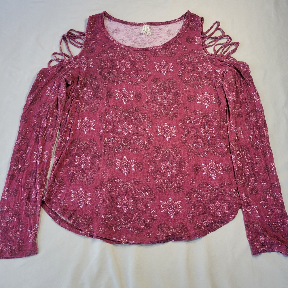 Mudd Women's Cold Shoulder Top - Burgundy Floral